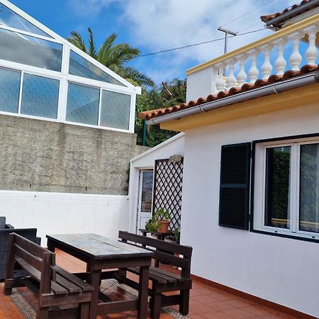 Villa Familia Dehoux Camacha  Exterior photo