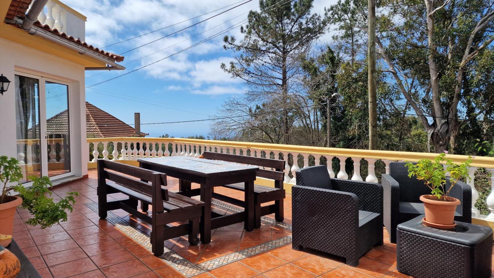 Villa Familia Dehoux Camacha  Exterior photo